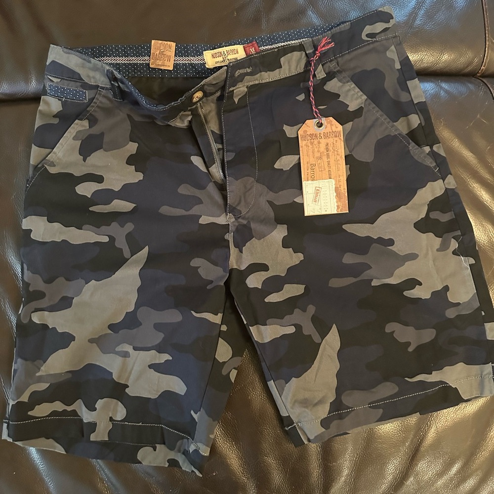 Hudson & Barrow shorts